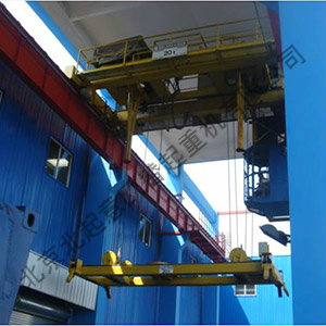 集装箱式垃圾起重机